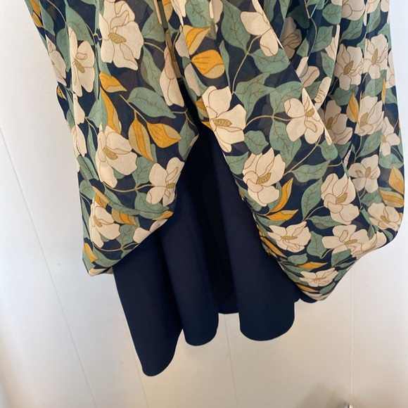 Stitch Fix fall colors navy, green, hints of gold and medium brown tones. NWT - Picture 7 of 10